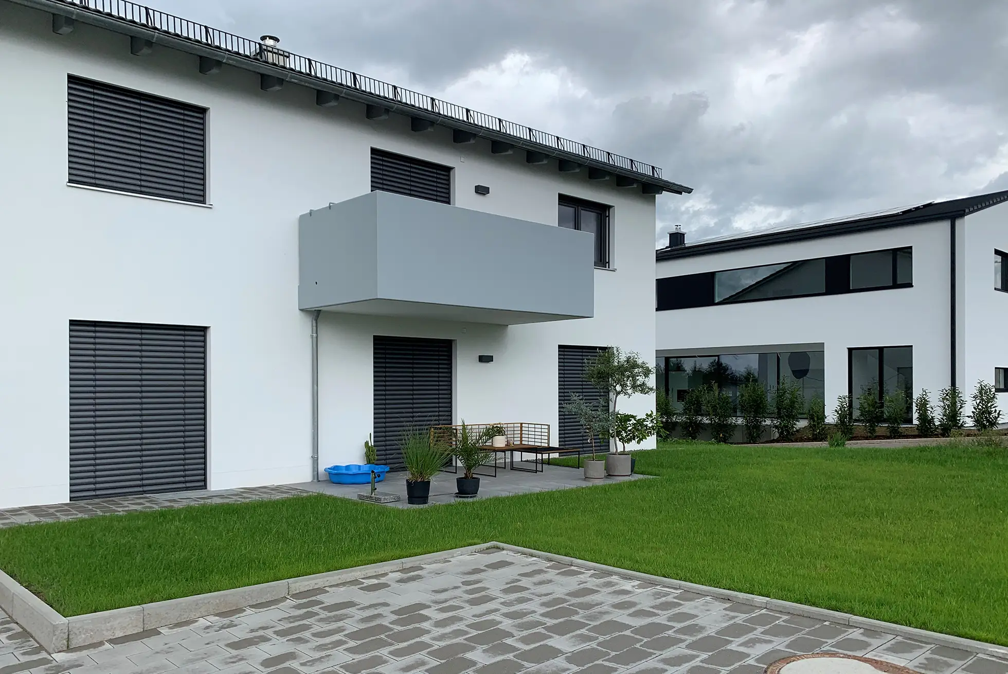 Zweifamilienhaus mit Doppelgarage