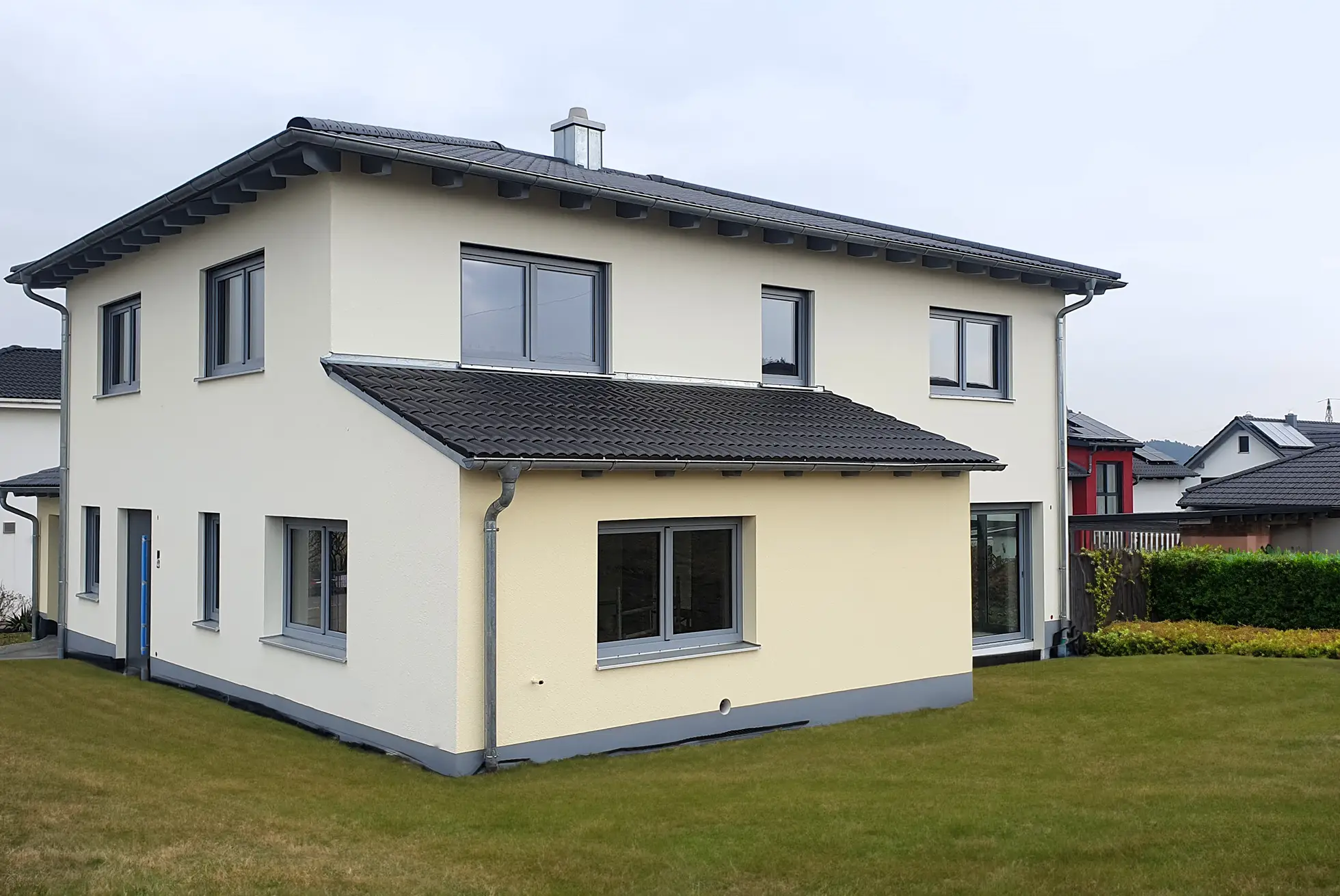 Einfamilienhaus mit Garage